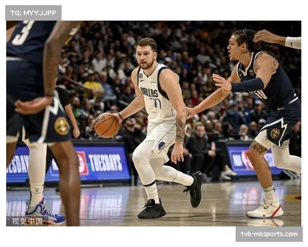 达拉斯飞翼三年顶薪签下上赛季DPOY阿兰娜·史密斯，官方社媒连发四条动态欢迎